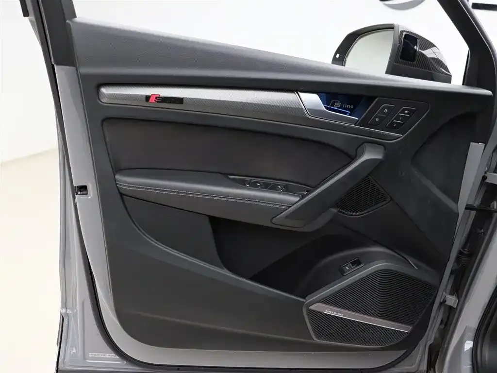 Audi Q5L Sportback 2021 из CN, фото 6