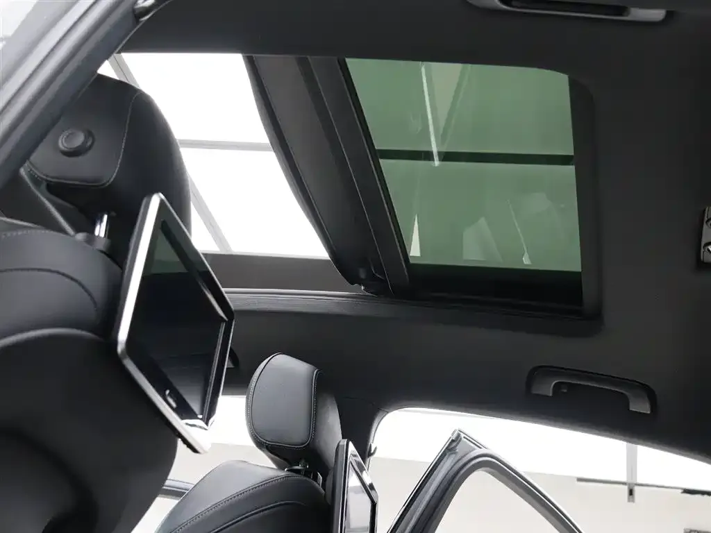 Audi Q5L Sportback 2021 из CN, фото 2