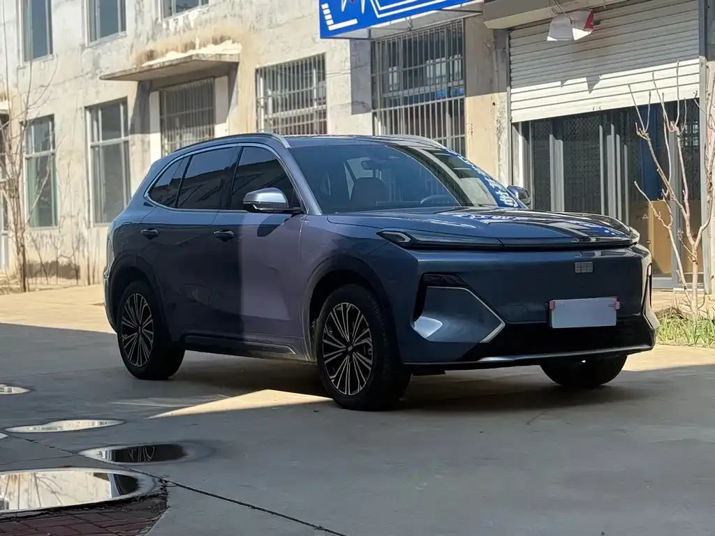 Geely Galaxy Xingjian 7 — фото 1
