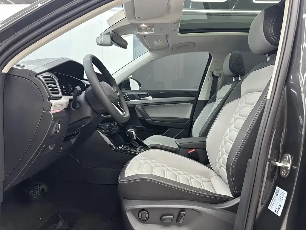 Volkswagen Tayron 2023 из CN, фото 3