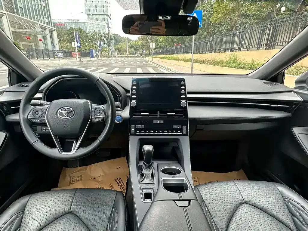 Toyota Avalon 2022 из CN, фото 10