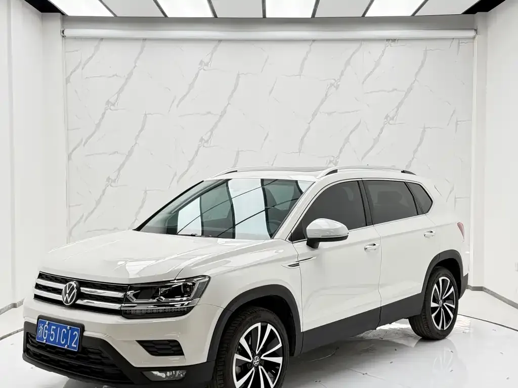 Volkswagen Tharu — фото 1