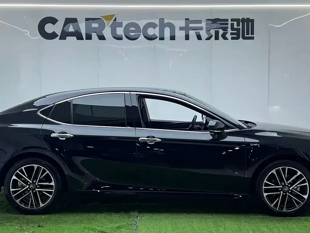 Toyota Camry 2025 из CN, фото 4