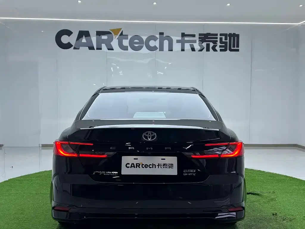 Toyota Camry 2025 из CN, фото 5