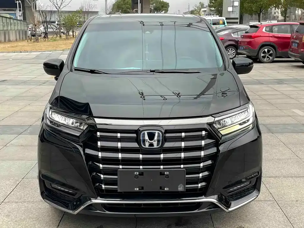 Honda Elysion 2023 из CN, фото 8