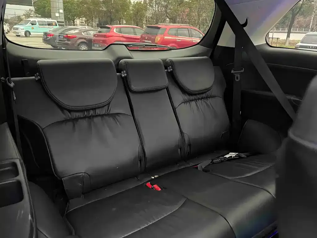 Honda Elysion 2023 из CN, фото 6