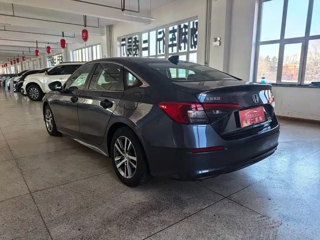 Honda Civic — фото 10