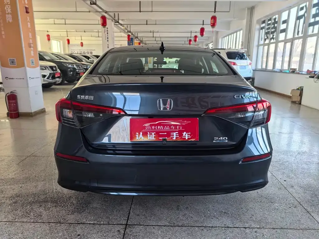 Honda Civic — фото 2