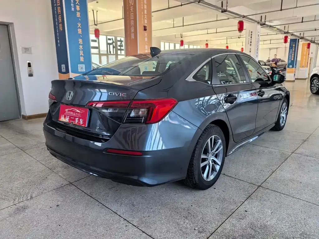 Honda Civic — фото 5