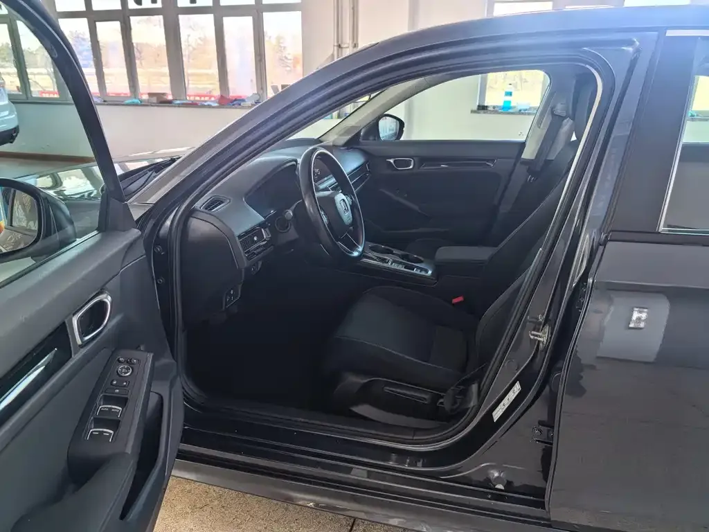 Honda Civic — фото 9