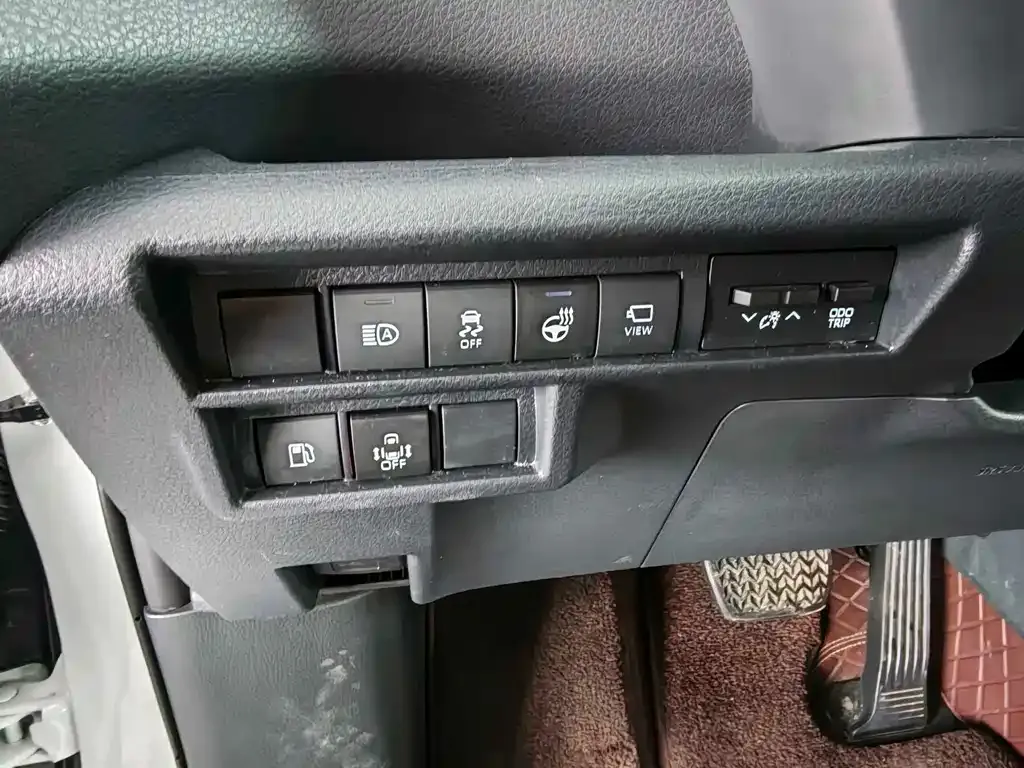 Toyota Granvia 2024 из CN, фото 6