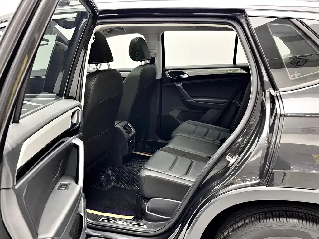 Volkswagen Tayron 2021 из CN, фото 7