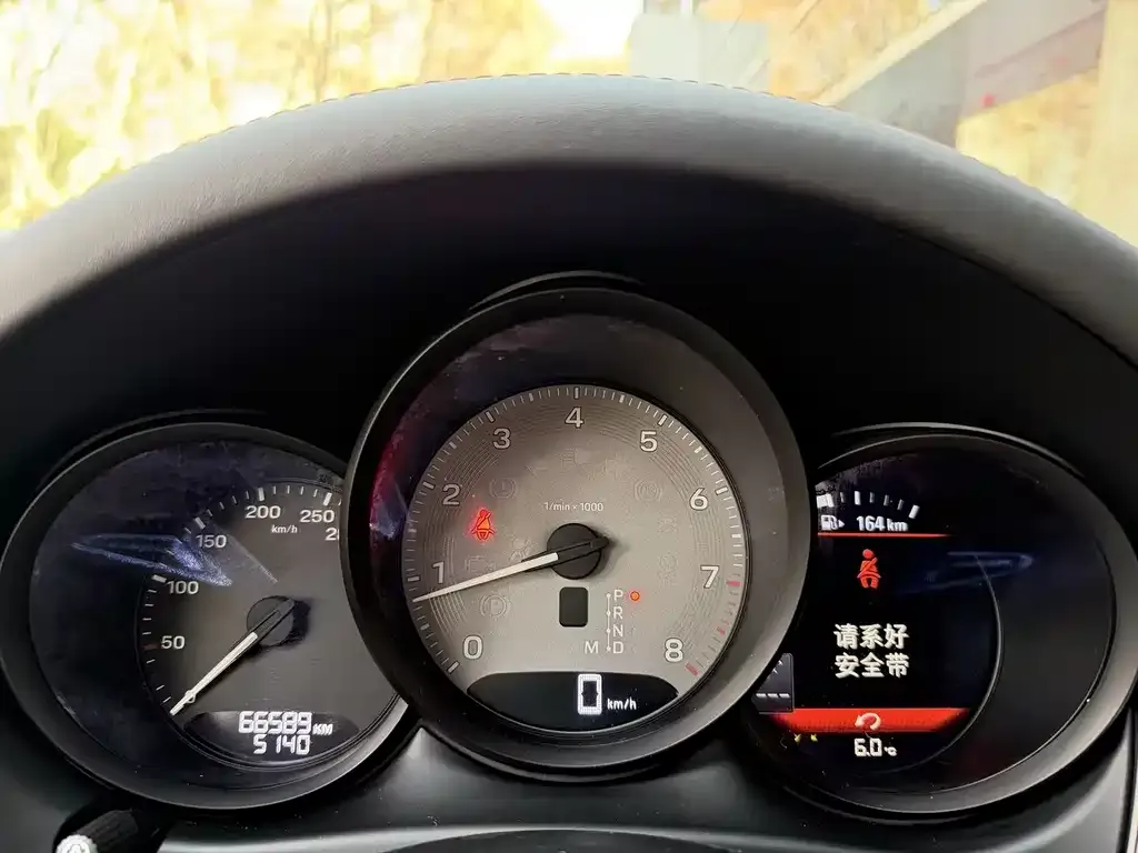 Porsche Macan 2023 из CN, фото 3