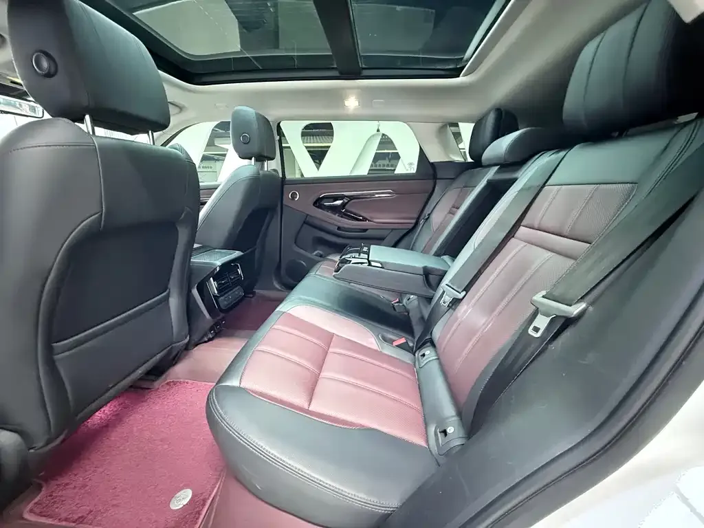 Land Rover Evoque 2023 из CN, фото 3