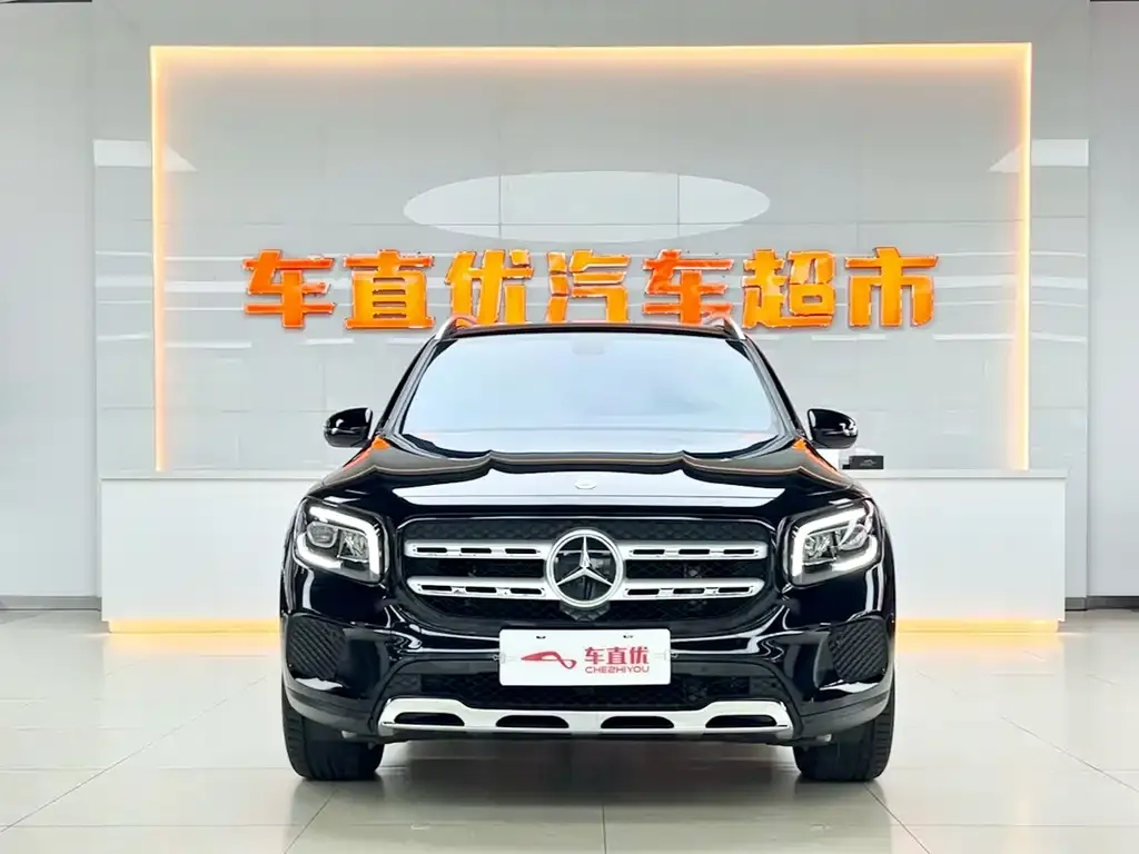 Mercedes-Benz GLB — фото 2