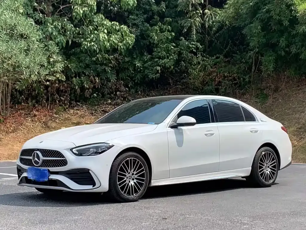 Mercedes-Benz C-Class — фото 1