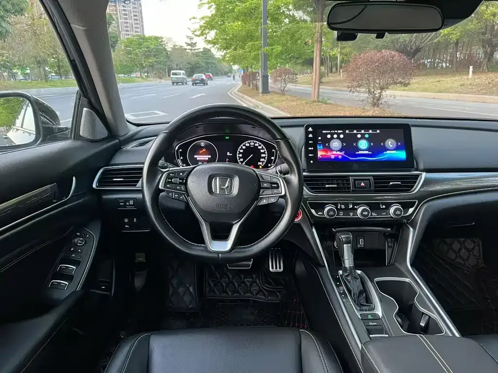 Honda Accord — фото 4