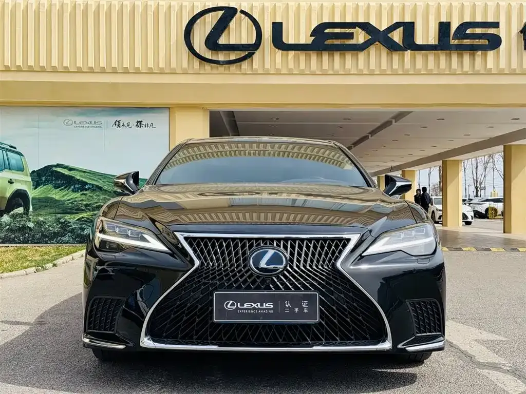 Lexus LS — фото 3