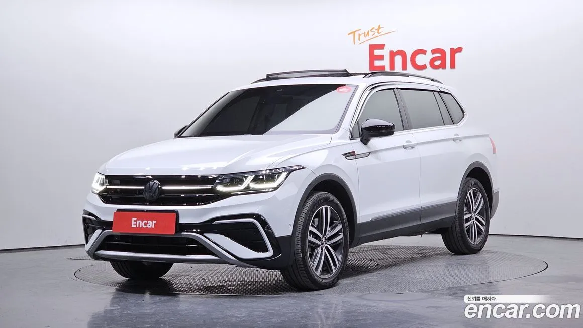 Volkswagen Tiguan — фото 1