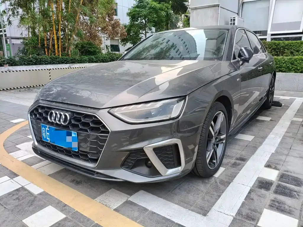 Audi A4L 2021 из CN, фото 7