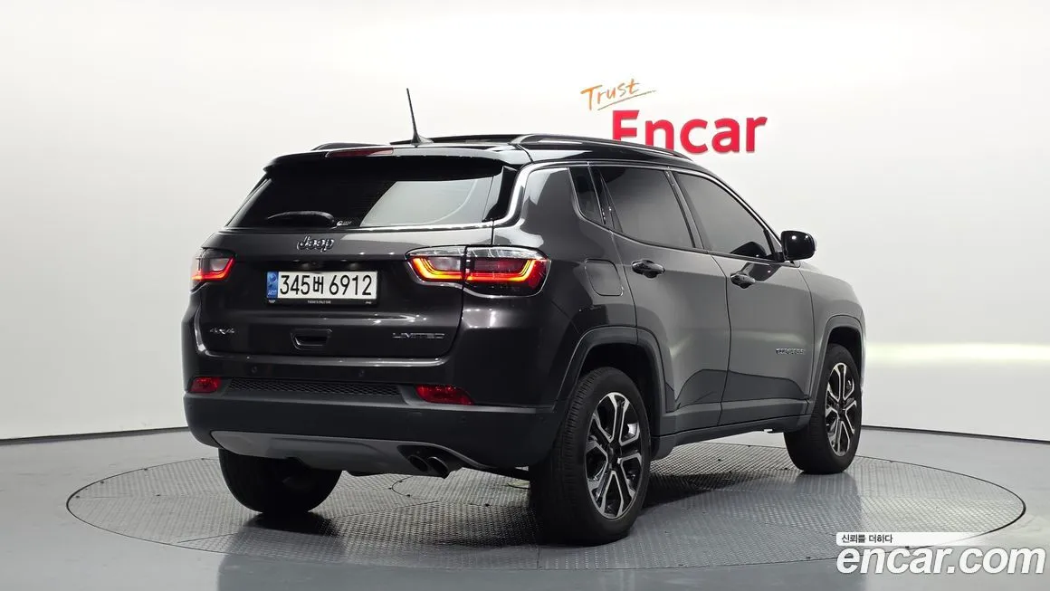 Jeep Compass 2022 из KR, фото 5