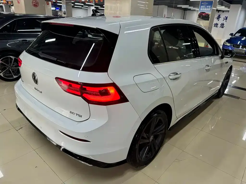 Volkswagen Golf 2022 из CN, фото 6
