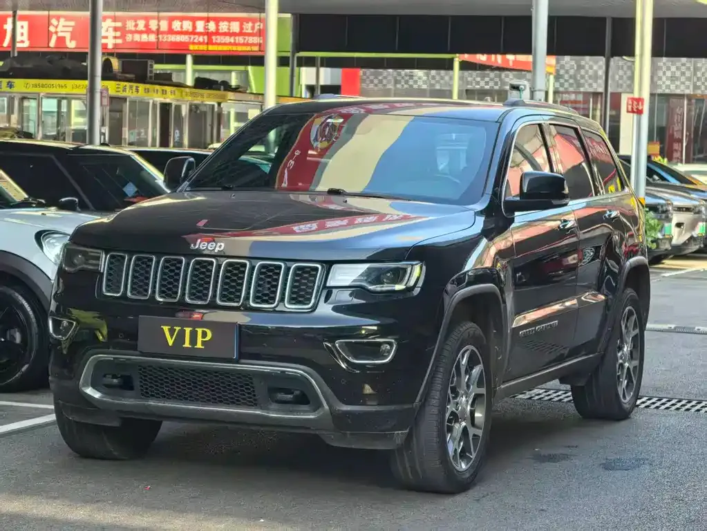 Jeep Grand Cherokee (Import) 2021 из CN, фото 1
