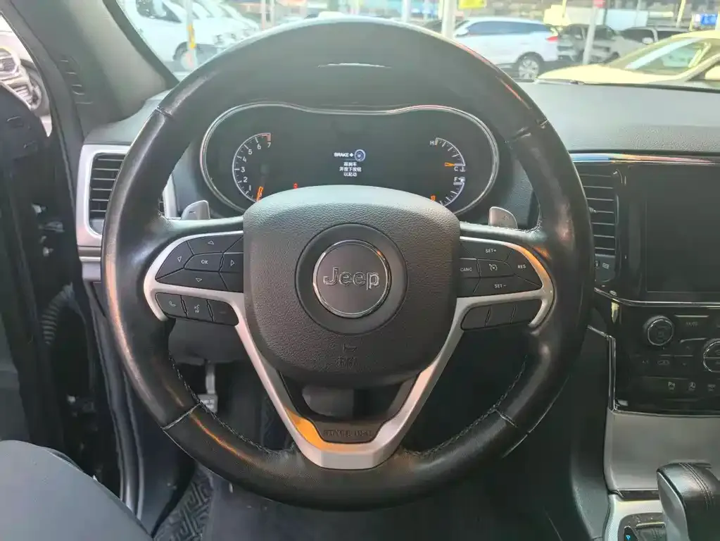 Jeep Grand Cherokee (Import) 2021 из CN, фото 3
