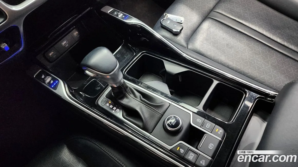 Kia Sorento — фото 9