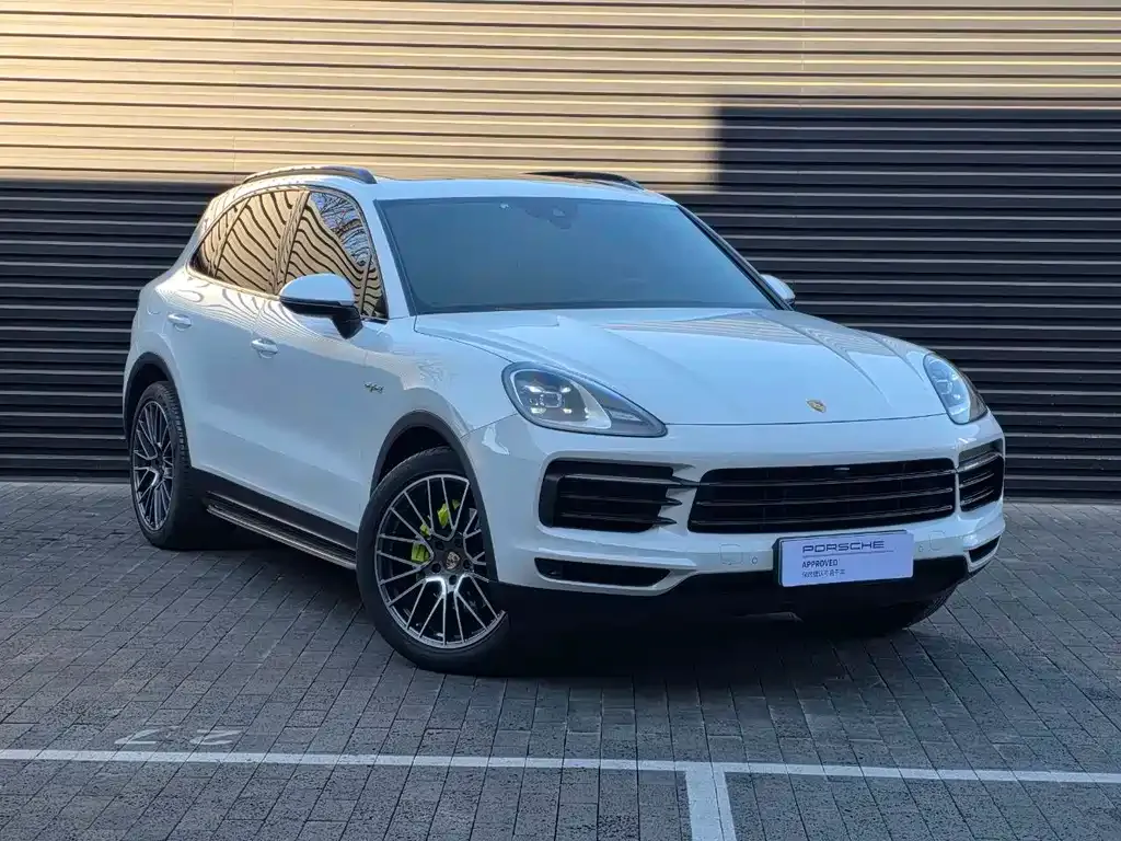 Porsche Cayenne Hybrid — фото 4