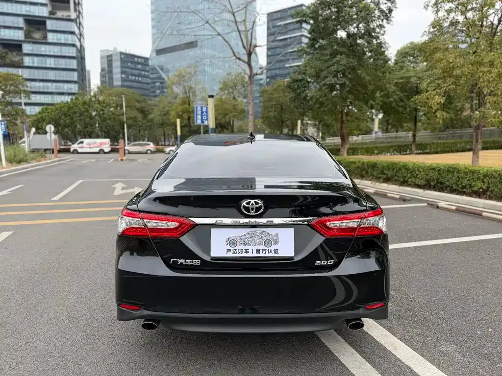 Toyota Camry 2022 из CN, фото 2