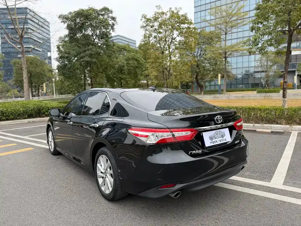 Toyota Camry 2022 из CN, фото 5