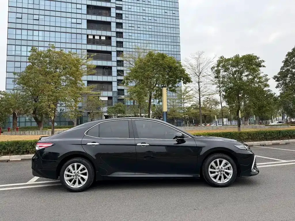 Toyota Camry 2022 из CN, фото 10