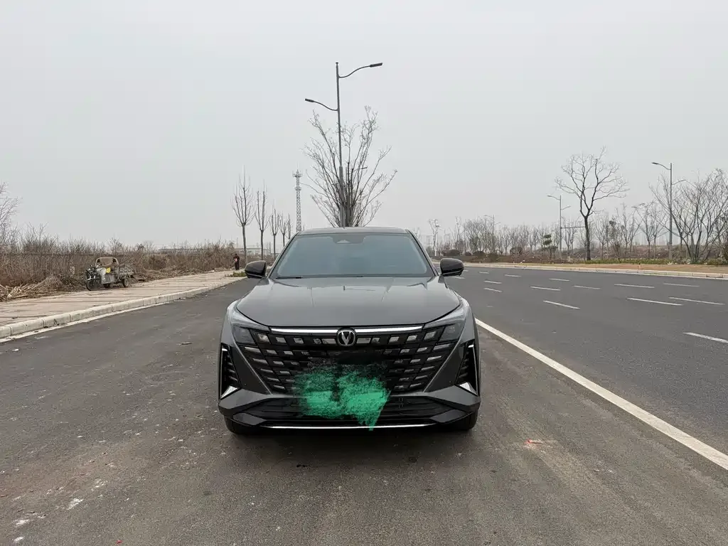 Changan UNI-Z New Energy 2024 из CN, фото 5