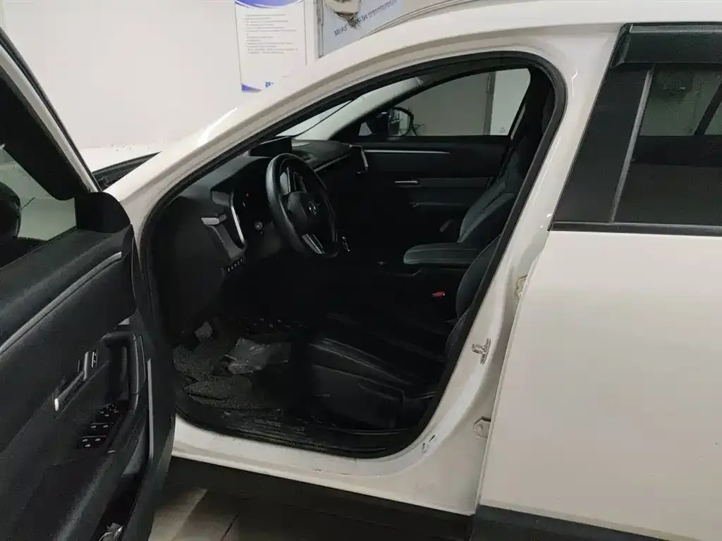 Mazda CX-50 2023 из CN, фото 2