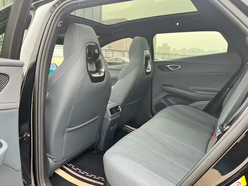 BYD Seal 06GT — фото 8