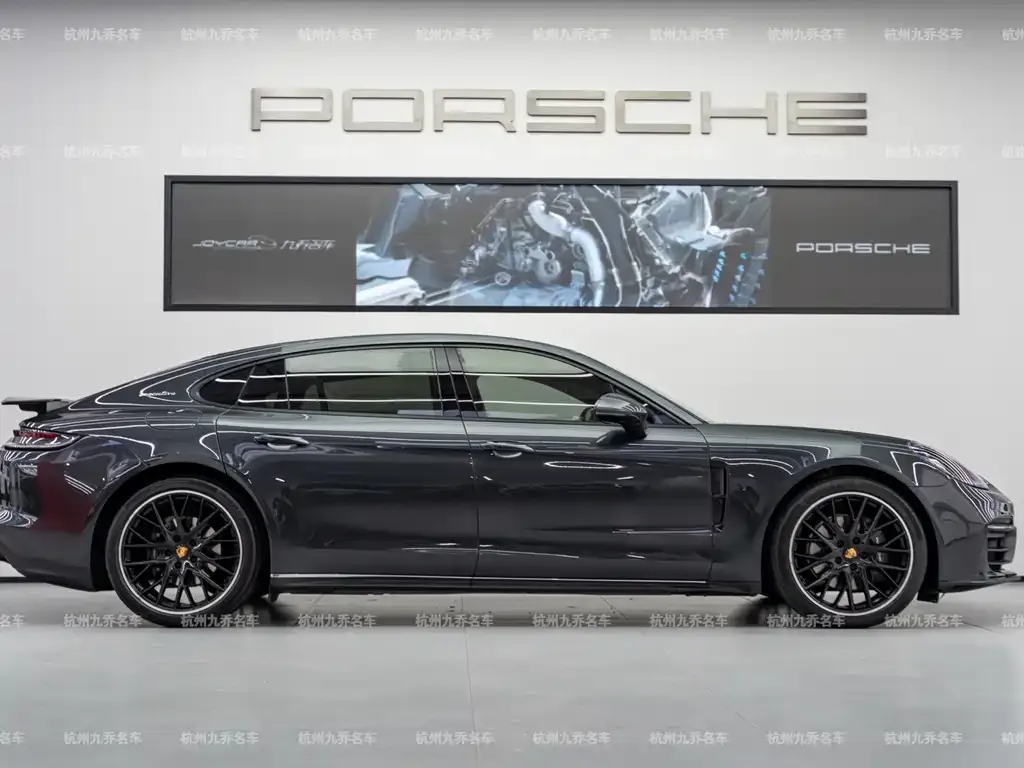 Porsche Panamera 2023 из CN, фото 2