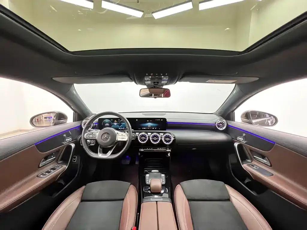 Mercedes-Benz A-Class 2023 из CN, фото 9