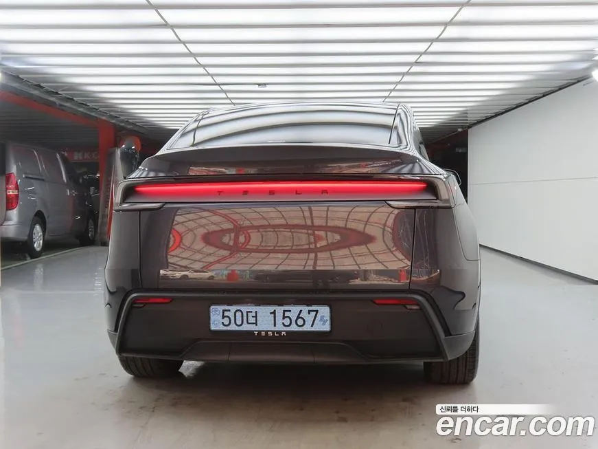 Tesla Model Y 2025 из KR, фото 5