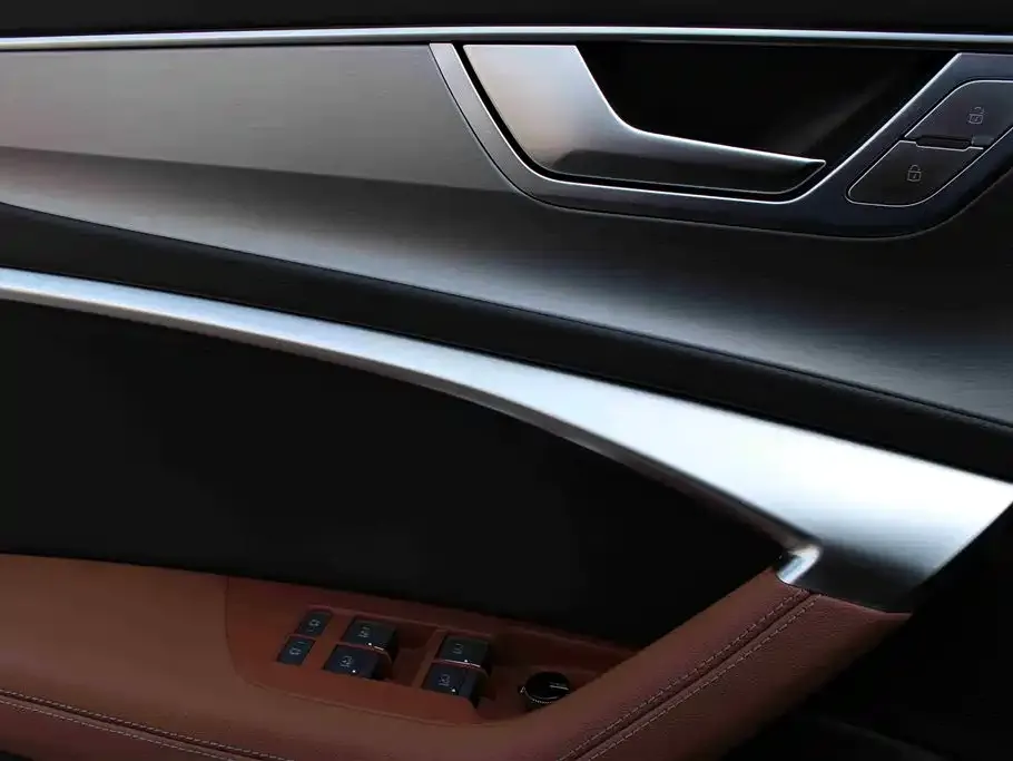Audi A7L — фото 3