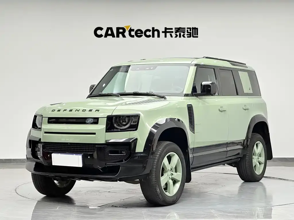 Land Rover Defender — фото 1