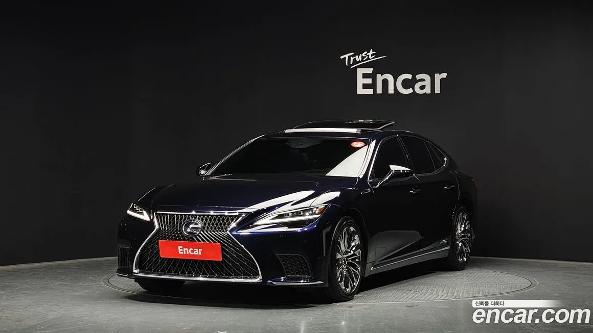 Lexus LS