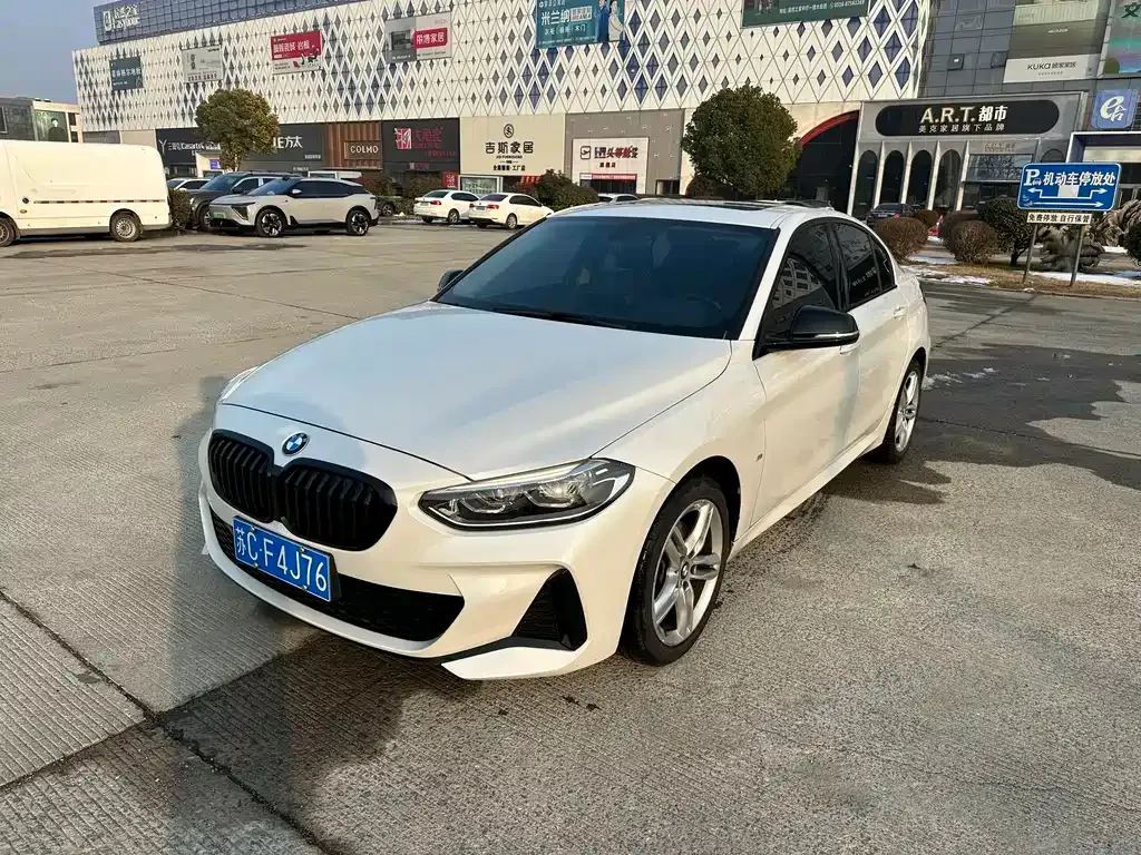 BMW 1 Series — фото 1