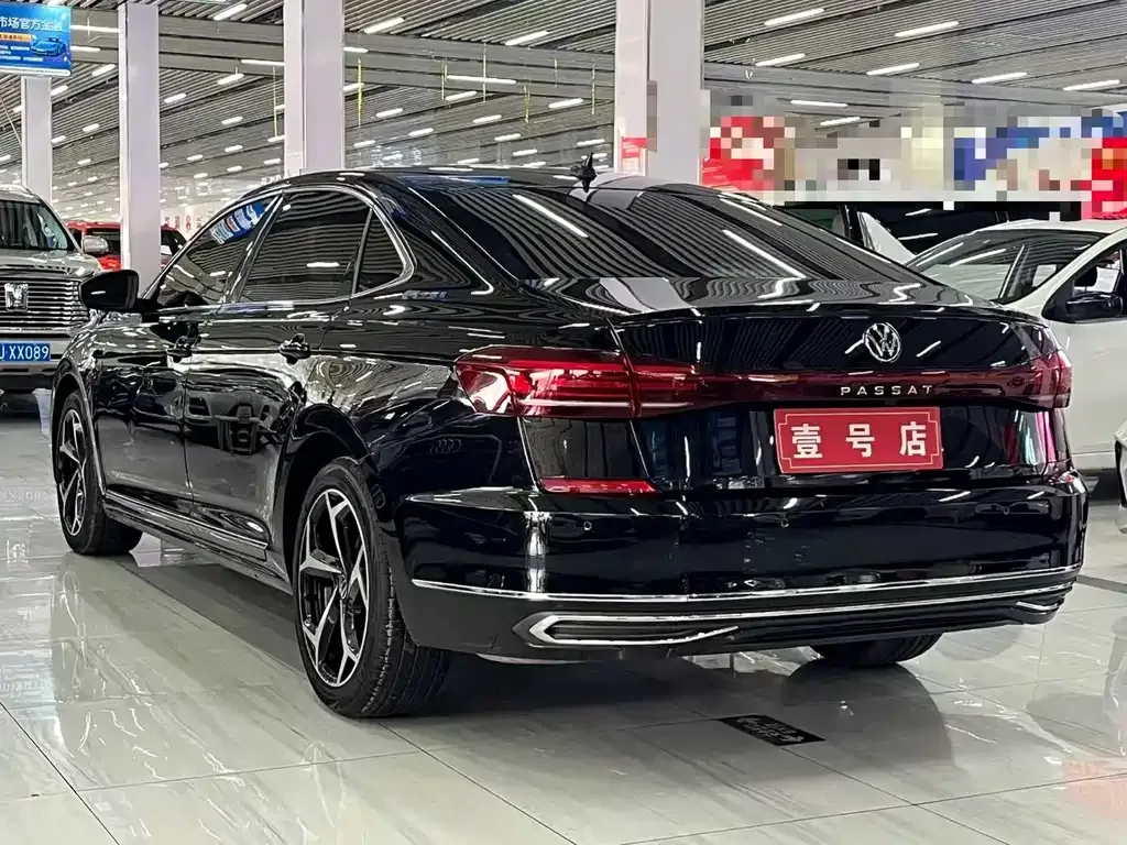 Volkswagen Passat — фото 5