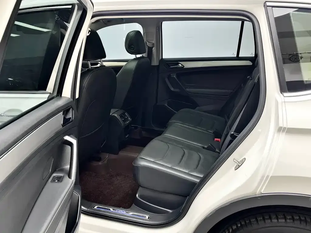 Volkswagen Tiguan L New Energy 2021 из CN, фото 10