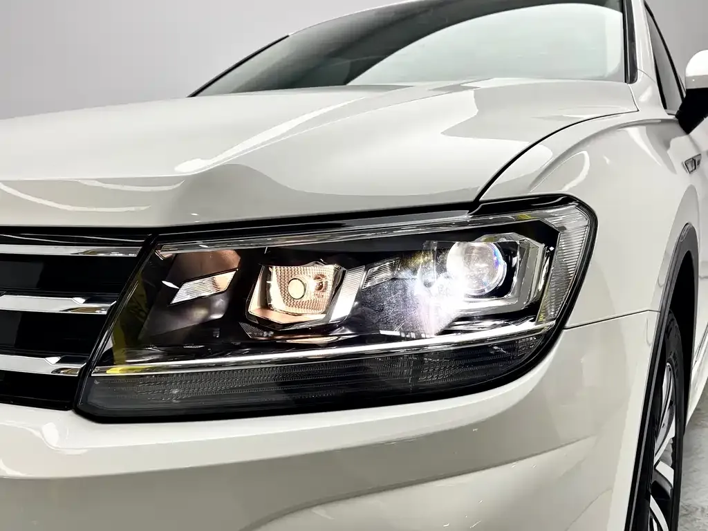 Volkswagen Tiguan L New Energy 2021 из CN, фото 5
