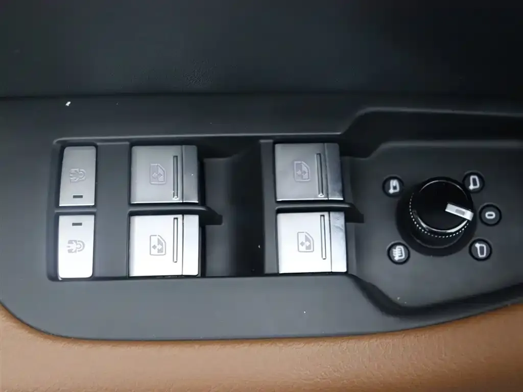 Audi A6L 2023 из CN, фото 5