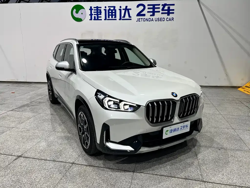 BMW X1 — фото 6