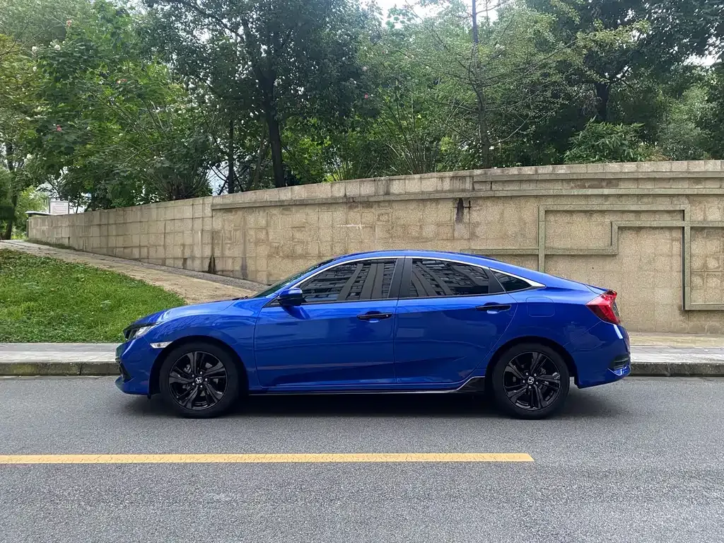 Honda Civic 2022 из CN, фото 9