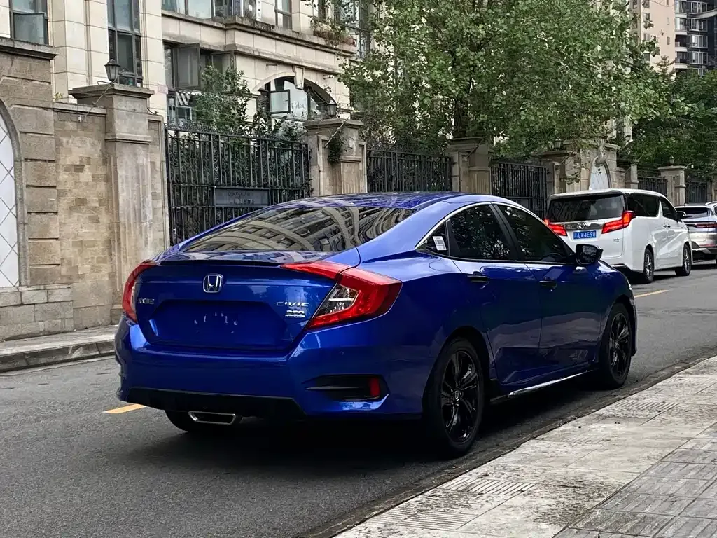 Honda Civic 2022 из CN, фото 6